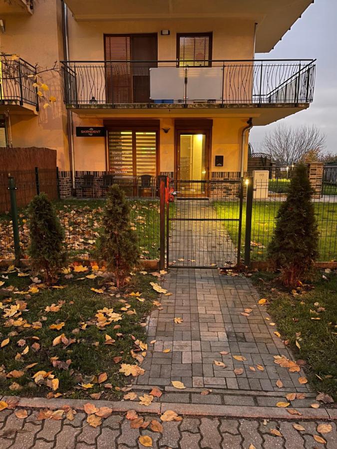 Studio One Ogrodek I Parking Gorzów Wielkopolski Exteriör bild
